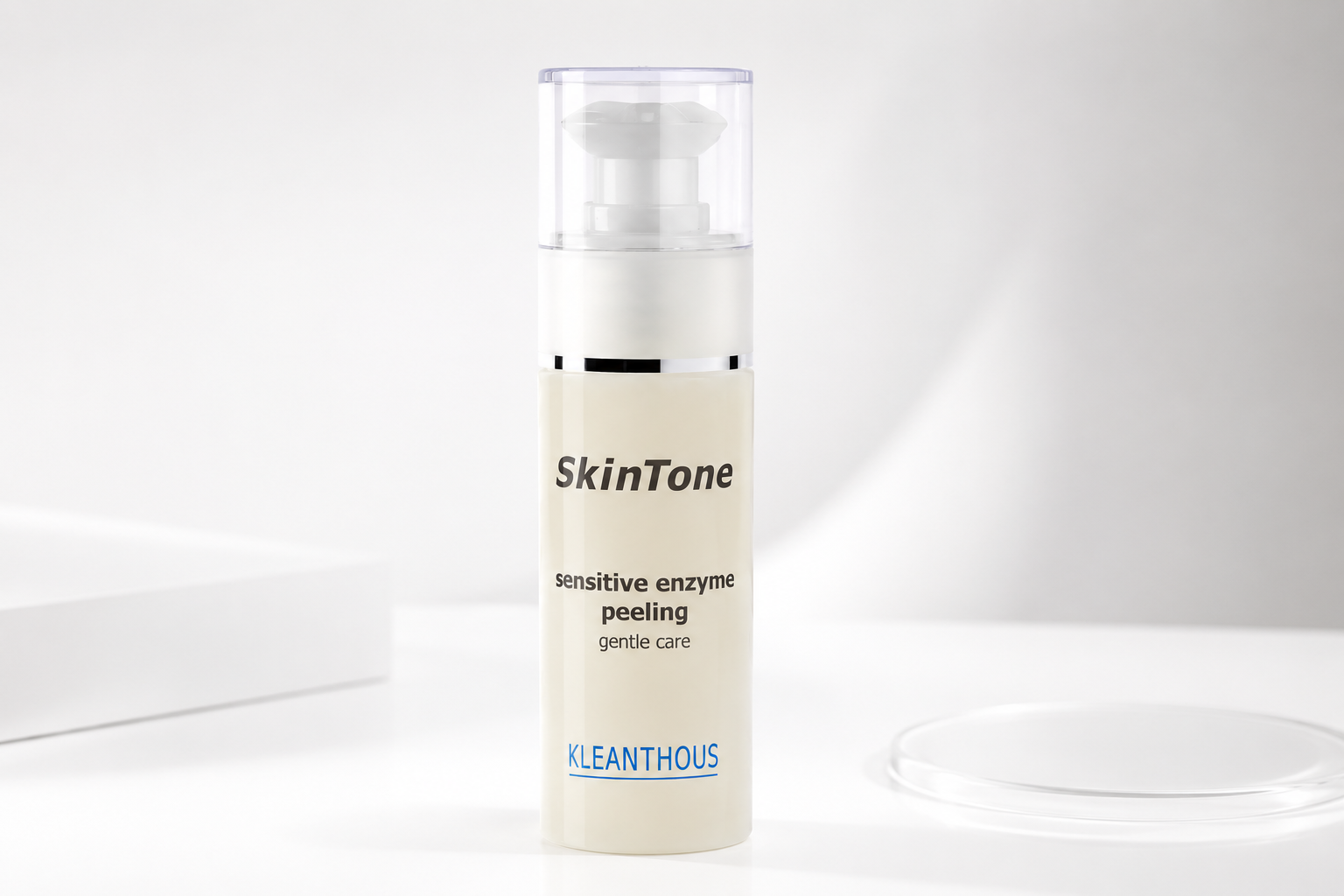 Khám phá Sensitive Enzyme Peeling SkinTone Kleanthous – sản phẩm tẩy tế bào chết sinh học dịu nhẹ, hỗ trợ làm sạch và cải thiện bề mặt da.