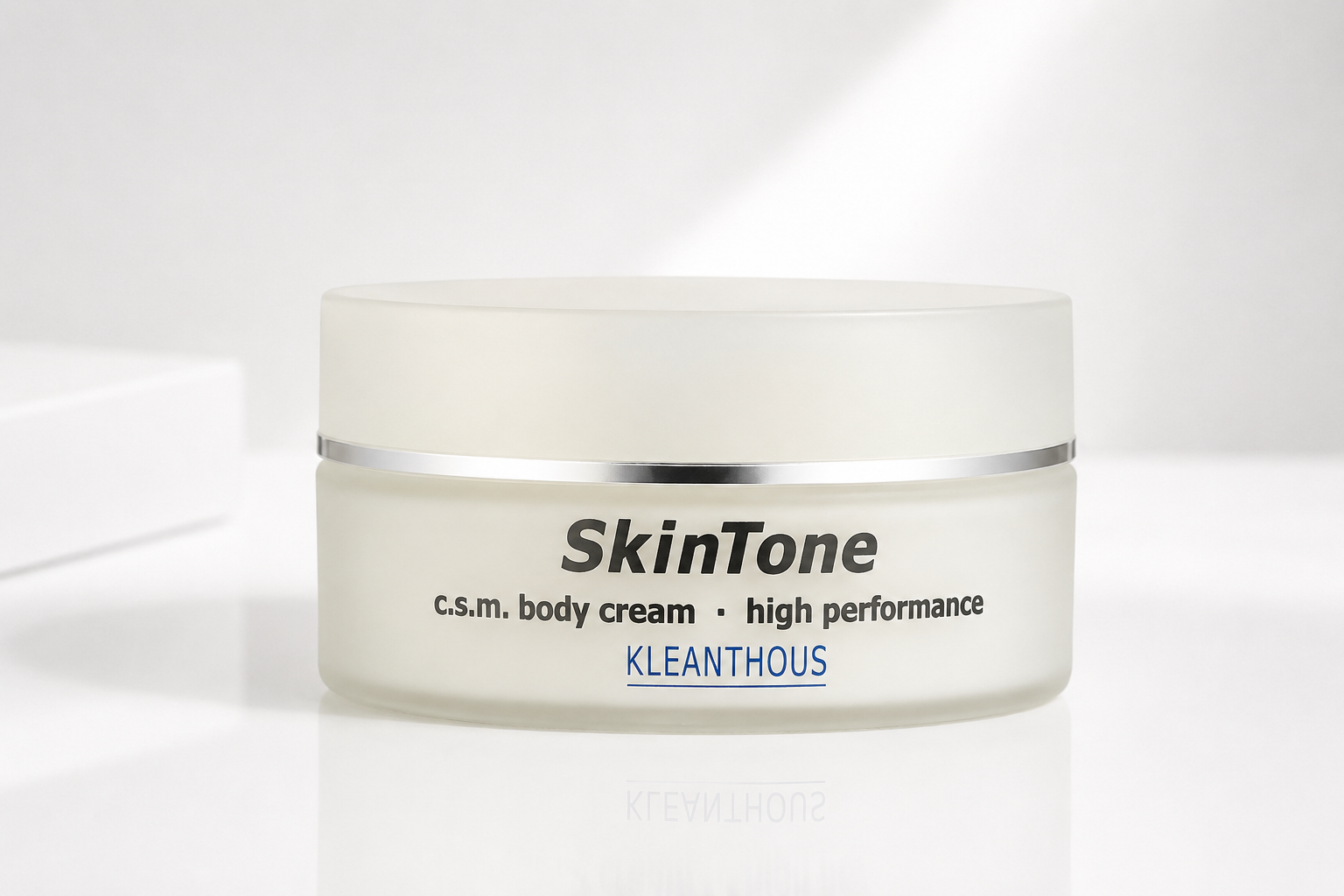 Khám phá C.S.M. Body Cream SkinTone Kleanthous – kem dưỡng thể chuyên sâu hỗ trợ cấp ẩm, làm mềm da và chăm sóc vùng da kém săn chắc.