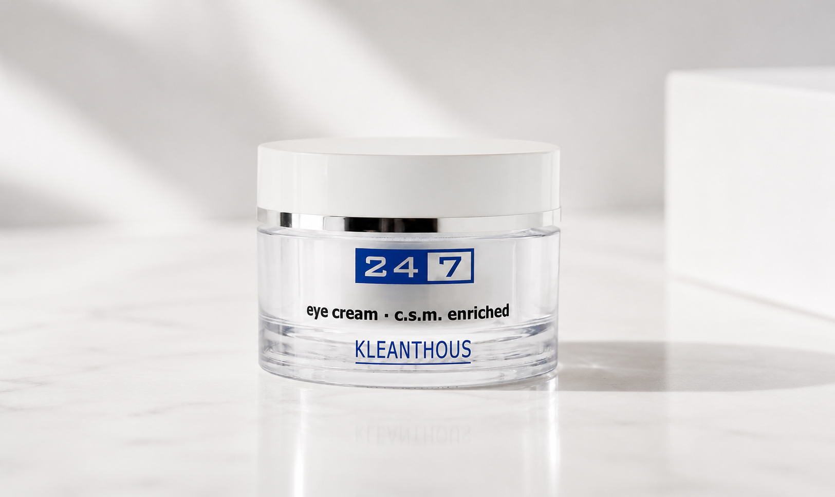 Eye Cream Kleanthous – kem dưỡng C.S.M. hỗ trợ cấp ẩm và chăm sóc vùng da quanh mắt khô, thiếu sức sống.